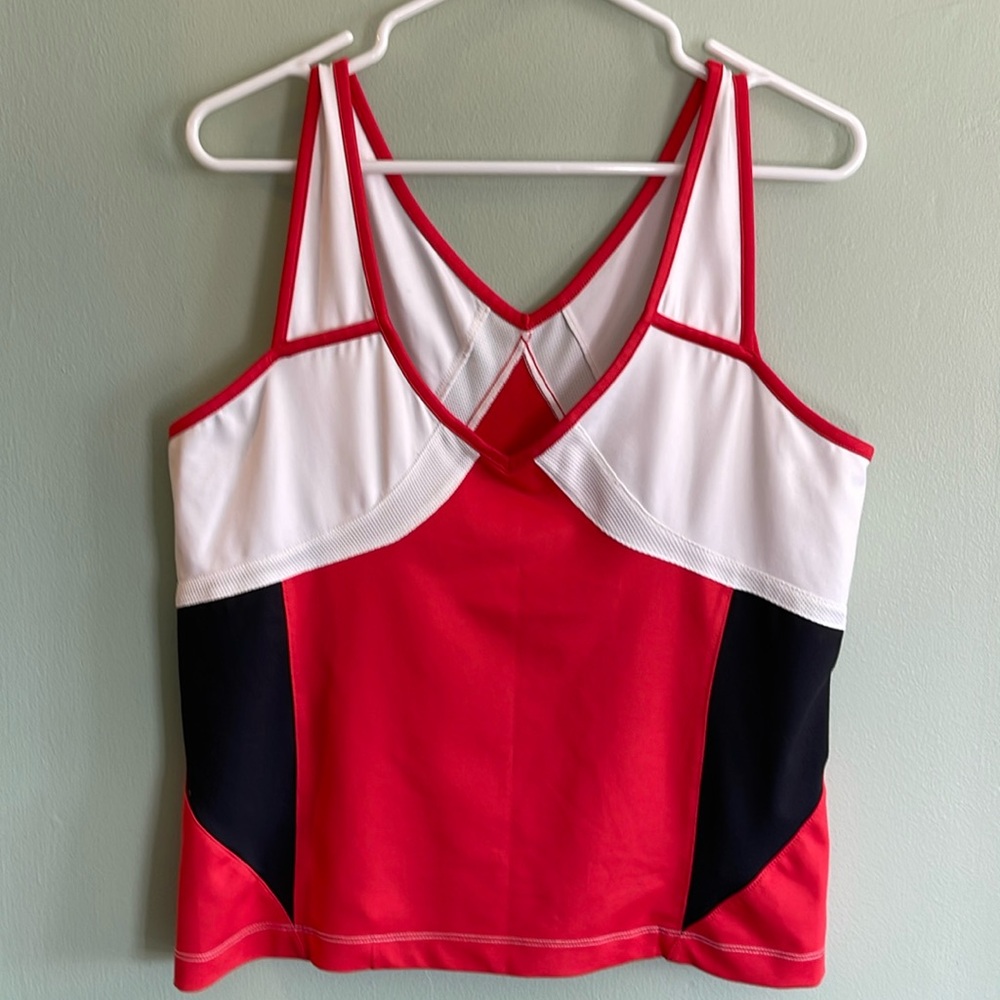 Ladies Tank Size XL